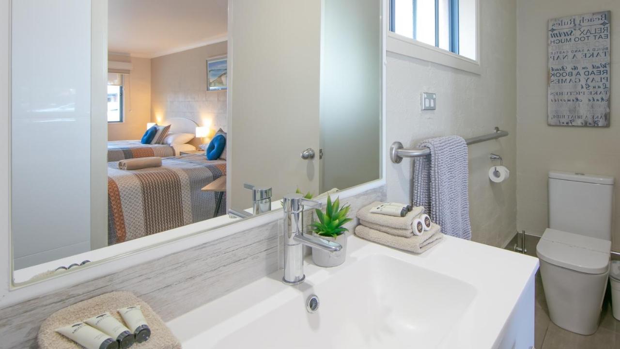 Yamba Twin Pines Motel Экстерьер фото