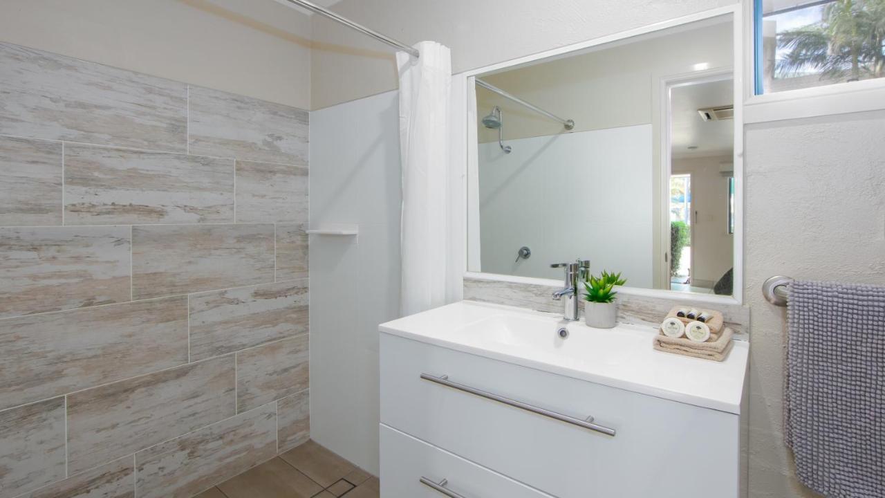 Yamba Twin Pines Motel Экстерьер фото