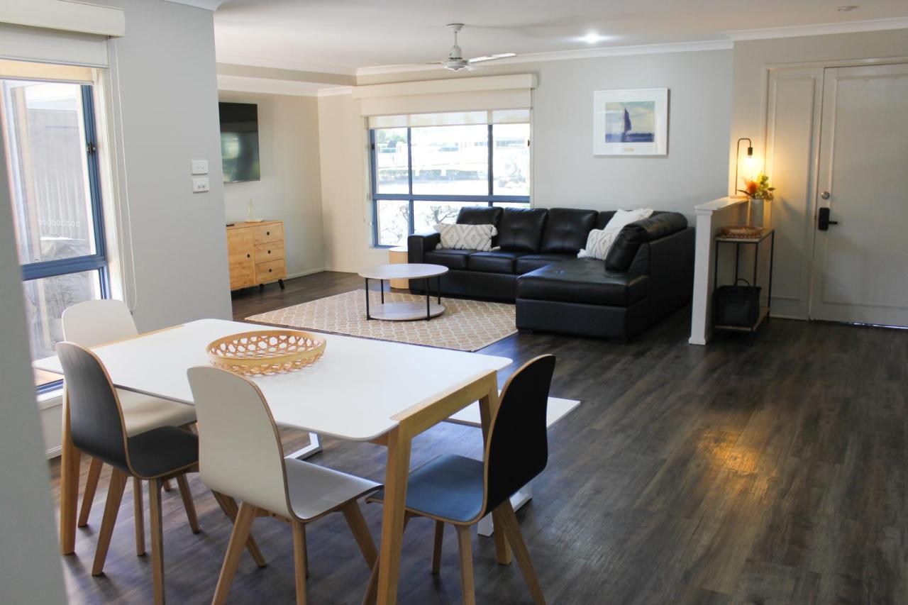 Yamba Twin Pines Motel Экстерьер фото