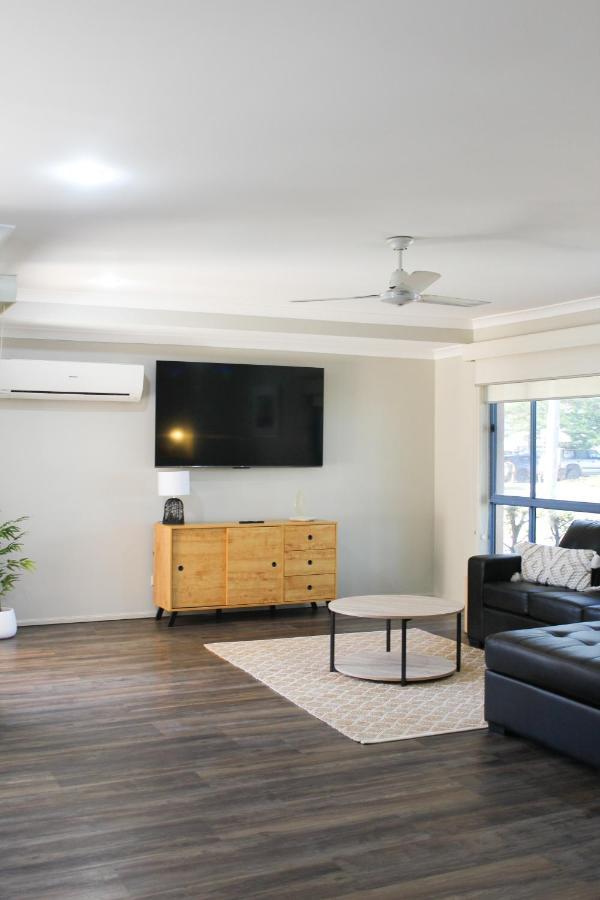 Yamba Twin Pines Motel Экстерьер фото