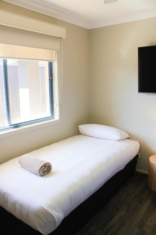 Yamba Twin Pines Motel Экстерьер фото